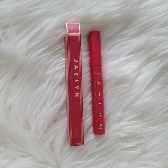 NEW Jaclyn Lip Cushion Liquid Lipstick - Picture 2 of 7